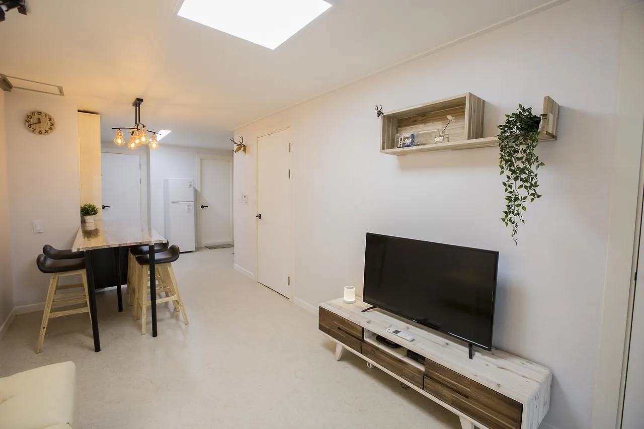 Dear House Apartman Szöul 0*,